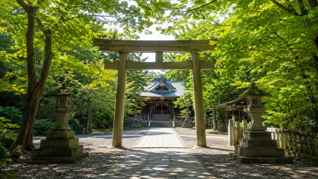 北海道東照宮とコナン聖地巡礼をイメージした函館の神社風景